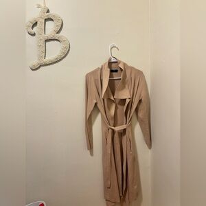 Tahari Tan Women's Sweater